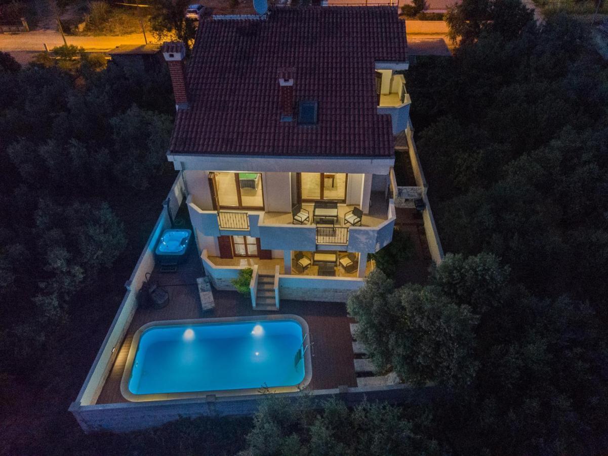 Villa Slavica Sveti Filip i Jakov Exterior foto